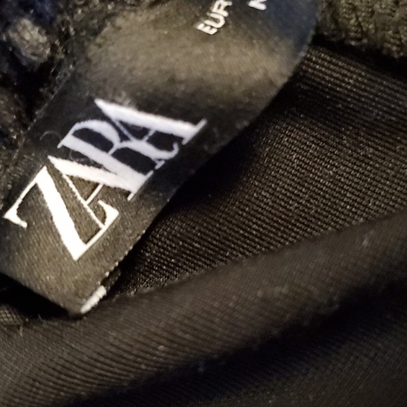 Zara Crushed Velvet Jog Suit with Hood - Picture 4 of 8